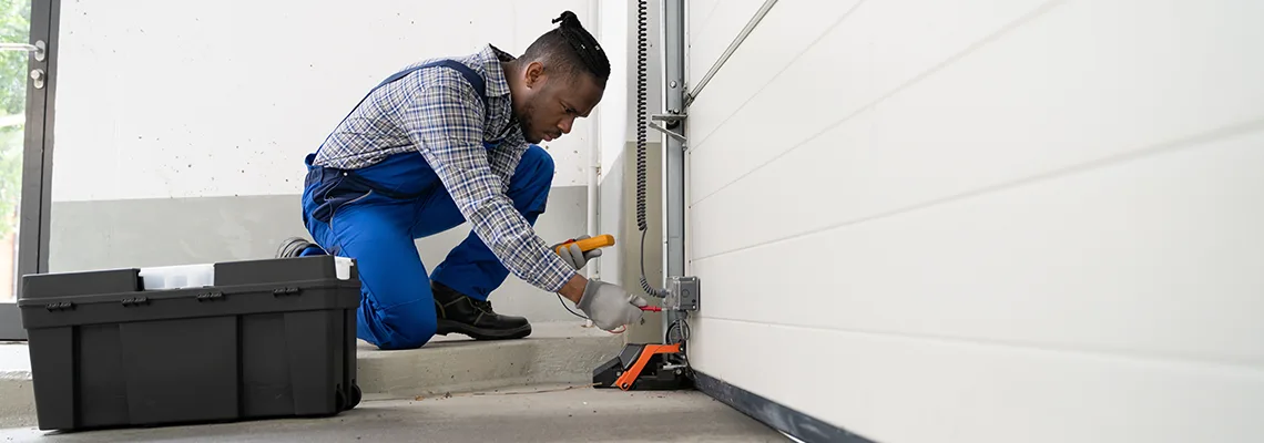 Repair Garage Door Not Closing But Light Flashing in Delray Beach