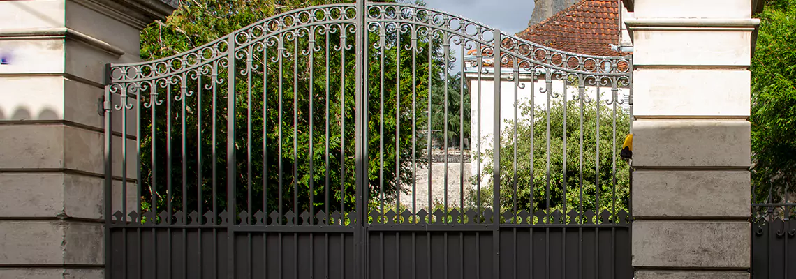 Wooden Swing Gate Repair in Delray Beach